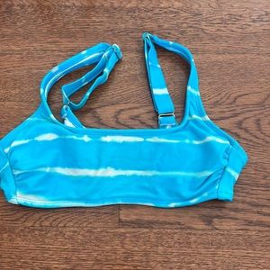 Women’s Size Small Bikini Top